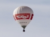 FEATURE SPORT - BALLON MIT TIROL-AUFSCHRIFT IM RAHMEN DER KAISERWINKEL BALLONWOCHE IM LANDEANFLUG AUF KIRCHBICHL